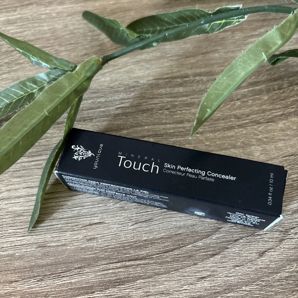 Younique Mineral Touch Skin Perfecting Concealer Chiffon 10ml New with Box